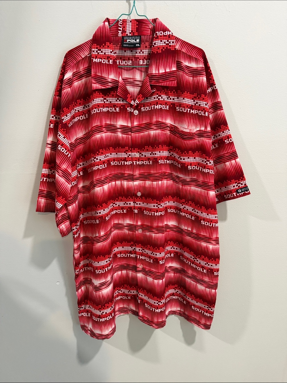 South Pole Vintage Red and White Graphic Short-Sleeve Shirt